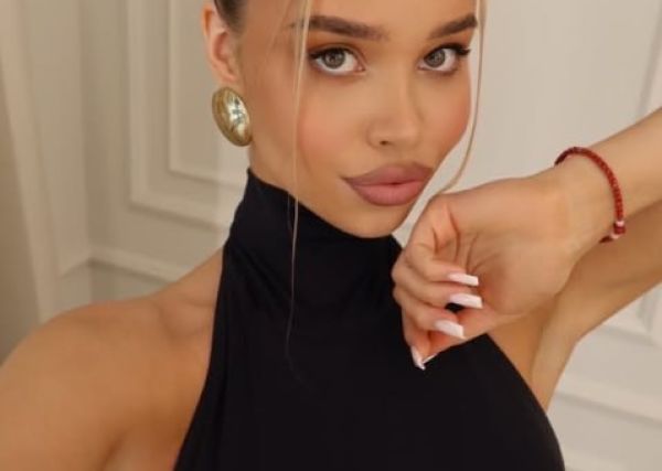 Снять девушку для секса от 4000 руб. в час (Алиса, тел. 8 905 089-32-39)